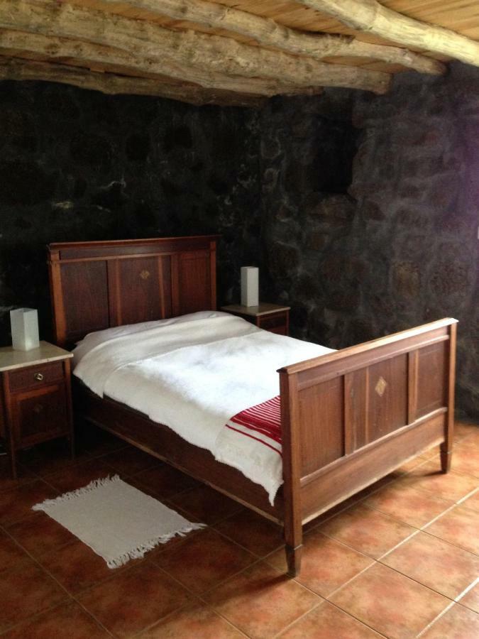 Casa Da Lava Guest House Sao Roque do Pico Exterior photo